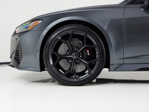 Used 2025 Audi RS 6 performance AWD/4WD image 9