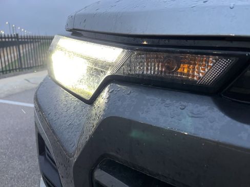 Used 2023 Chevrolet Colorado LT w/ LT Convenience Package III image 13