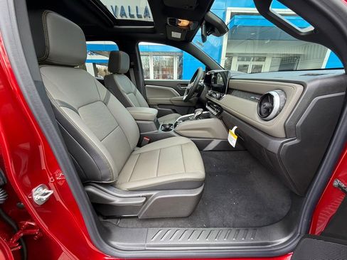 New 2026 Chevrolet Colorado ZR2 w/ Midnight Edition AWD/4WD image 35