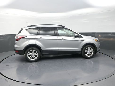 Used 2018 Ford Escape SE AWD/4WD image 12