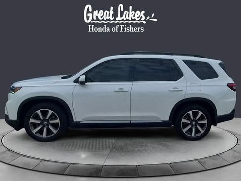 Used 2023 Honda Pilot Elite image 2