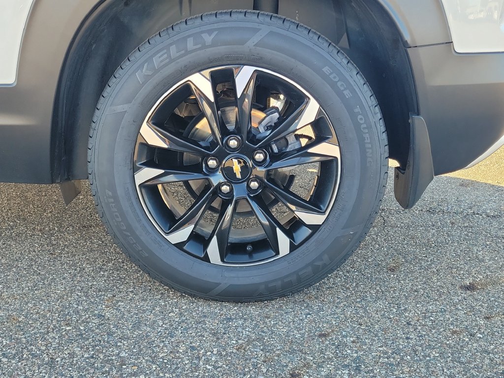 Used 2023 Chevrolet TrailBlazer LT FWD image 33