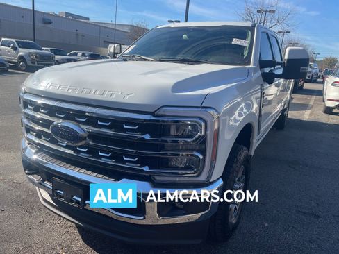 Used 2023 Ford F250 Lariat image 1