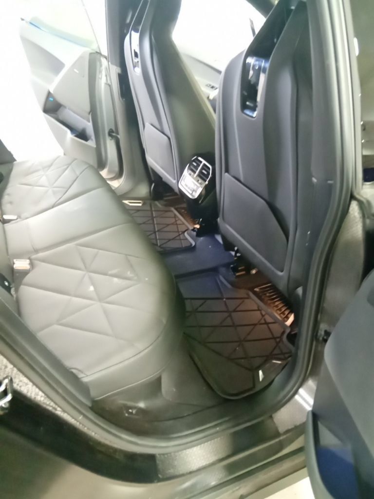 Certified 2024 BMW iX xDrive50 AWD/4WD image 12