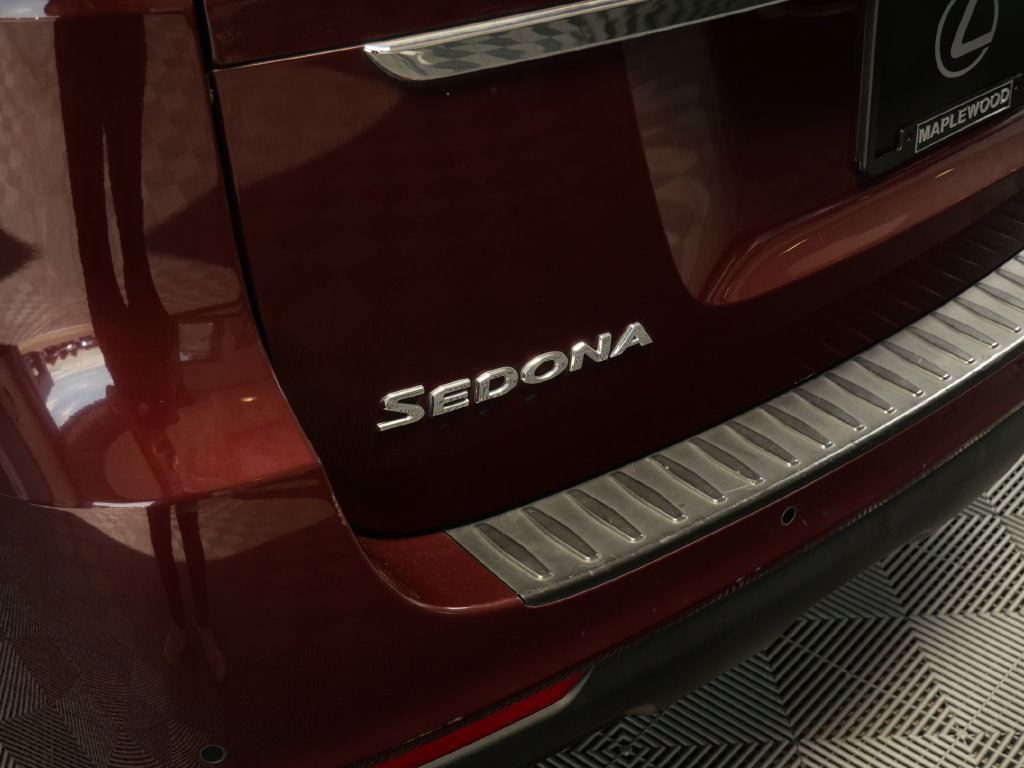 Used 2020 Kia Sedona EX FWD image 9