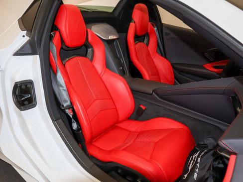 Used 2024 Chevrolet Corvette Stingray Preferred Conv w/ Z51 Performance Package RWD image 51
