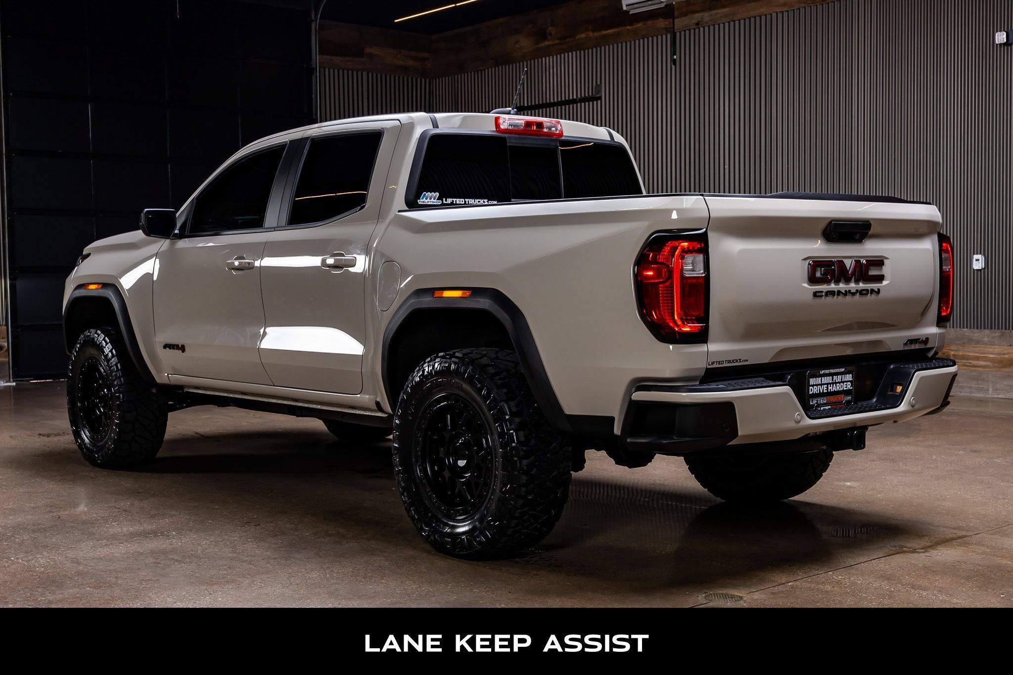Used 2026 GMC Canyon AT4 AWD/4WD image 7