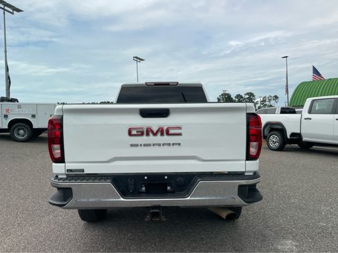 Used 2024 GMC Sierra 2500 Pro AWD/4WD image 6