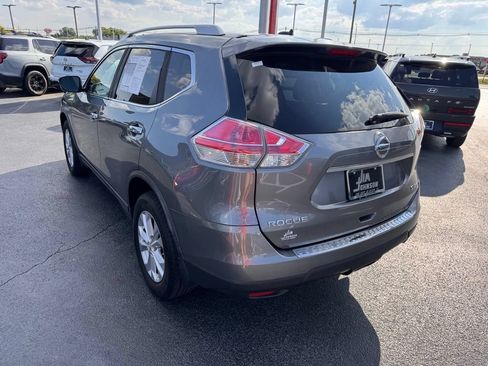 Used 2016 Nissan Rogue SV AWD/4WD image 3