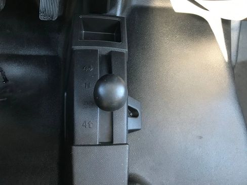 Used 2016 GMC Sierra 1500 Pickup 2D 8 ft w/ Sierra Convenience Package image 23