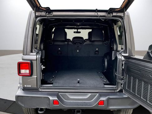 Certified 2022 Jeep Wrangler Unlimited Sahara image 25