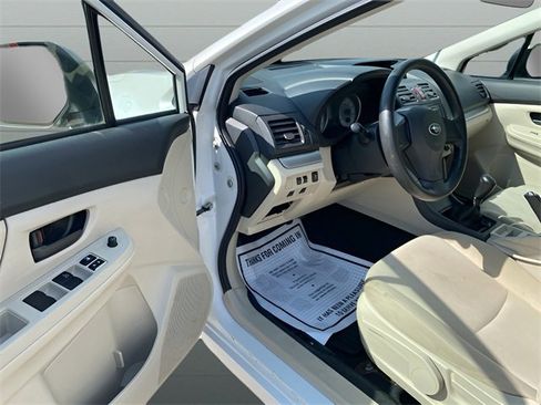 Used 2012 Subaru Impreza 2.0i image 7