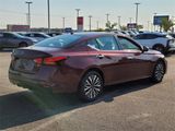 Used 2023 Nissan Altima 2.5 SV image 3