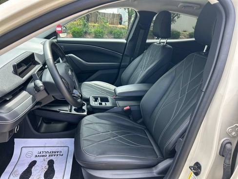 Used 2025 Ford Mustang Mach-E Select w/ Comfort Package Lite RWD image 11