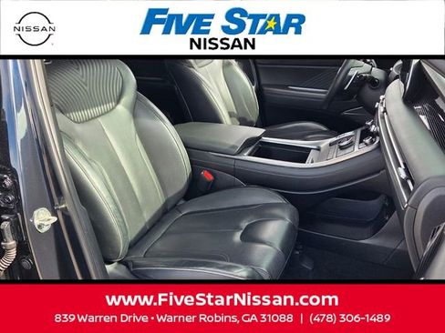 Used 2024 Hyundai Palisade Calligraphy image 17