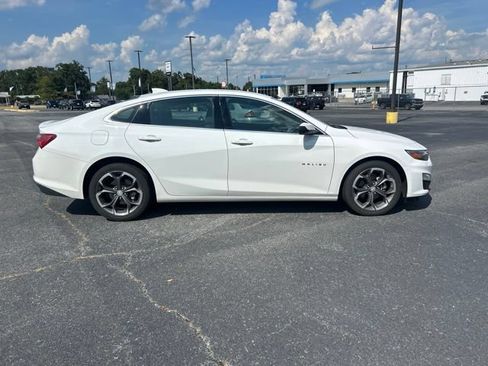Used 2022 Chevrolet Malibu LT FWD image 5