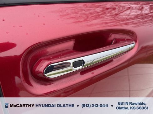 Used 2021 Toyota Sienna XLE w/ XLE Plus Package FWD image 21