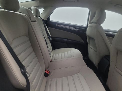 Used 2018 Ford Fusion S FWD image 19
