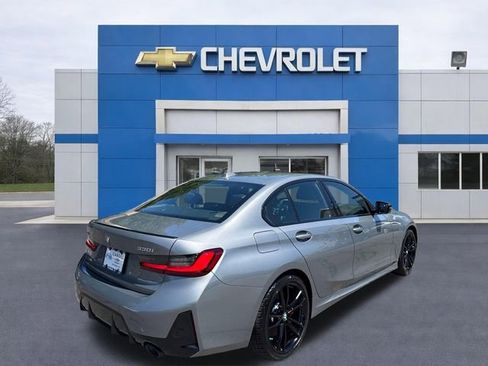 Used 2024 BMW 330i xDrive Sedan w/ M Sport Package AWD/4WD image 7