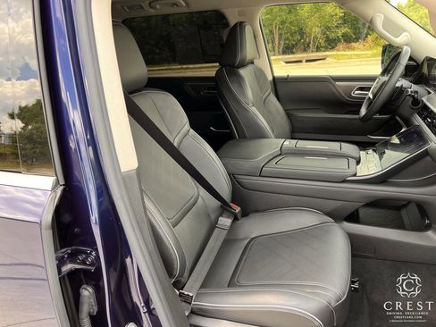 Used 2025 INFINITI QX80 Luxe RWD image 26