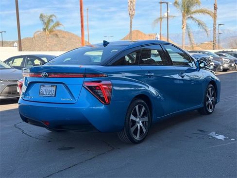 Used 2018 Toyota Mirai image 5