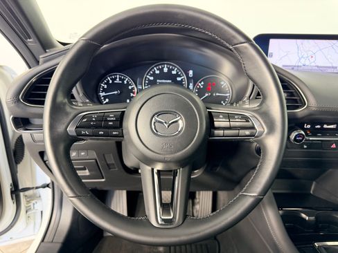 Used 2024 MAZDA MAZDA3 s FWD image 11