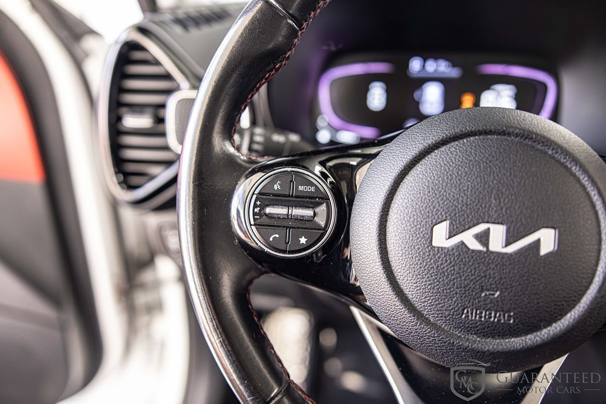 Used 2023 Kia Soul GT-Line FWD image 25