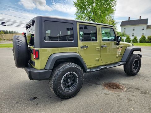 Used 2013 Jeep Wrangler Unlimited Sport AWD/4WD image 17
