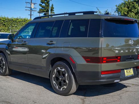 Used 2025 Hyundai Santa Fe SEL image 6