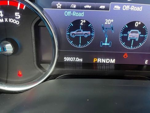 Used 2022 Ford F350 Platinum w/ Tremor Off-Road Package AWD/4WD image 18