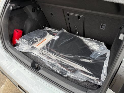 New 2026 Volkswagen GTI SE image 33