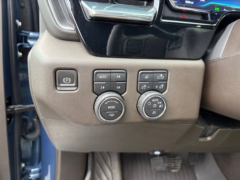 Used 2024 Chevrolet Silverado 2500 LTZ w/ LTZ Plus Package image 8