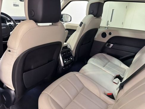 Used 2020 Land Rover Range Rover Sport HSE image 21