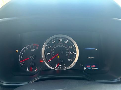 Used 2022 Toyota Corolla SE image 24