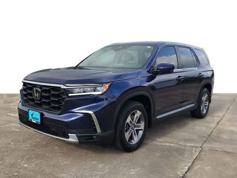 Used 2024 Honda Pilot EX-L image 2