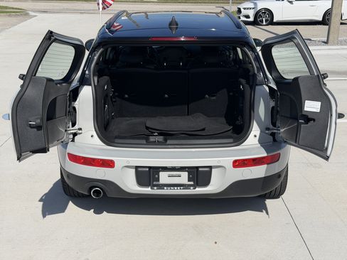 Used 2019 MINI Cooper Clubman ALL4 AWD/4WD image 12