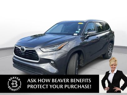 Used 2023 Toyota Highlander XLE