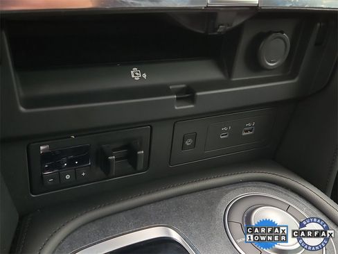 Certified 2024 Nissan Armada SL w/ Midnight Edition Package image 26