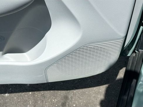 Certified 2024 Hyundai Kona SEL w/ Convenience Package FWD image 18