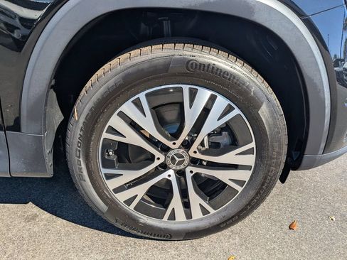 Certified 2024 Mercedes-Benz GLB 250 4MATIC image 22