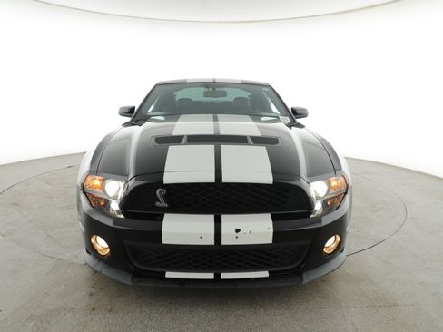 Used 2010 Ford Mustang Shelby GT500 image 2