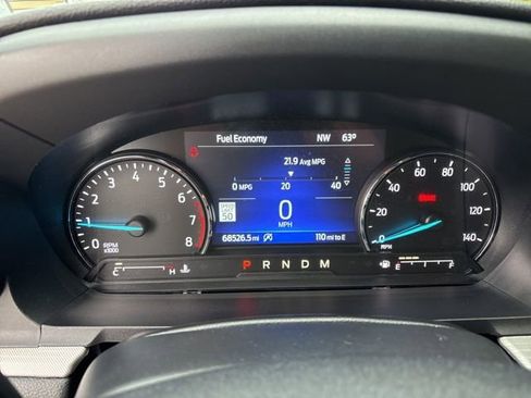 Used 2020 Ford Explorer XLT w/ Equipment Group 202A RWD image 23