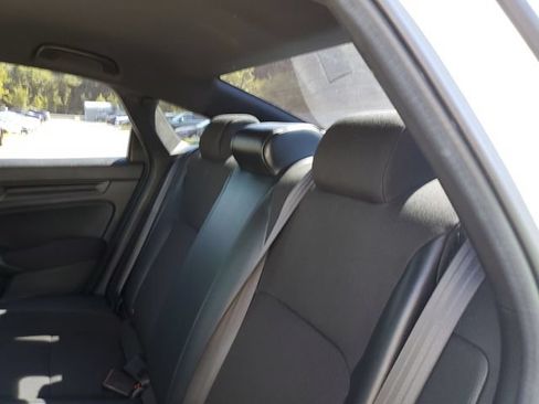 Used 2024 Honda Civic Sport image 17