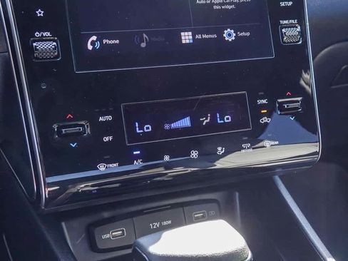 Used 2024 Hyundai Santa Cruz SEL image 21