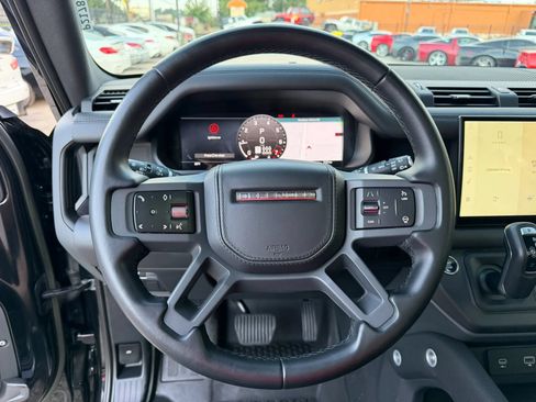 Used 2023 Land Rover Defender 130 X-Dynamic SE AWD/4WD image 37