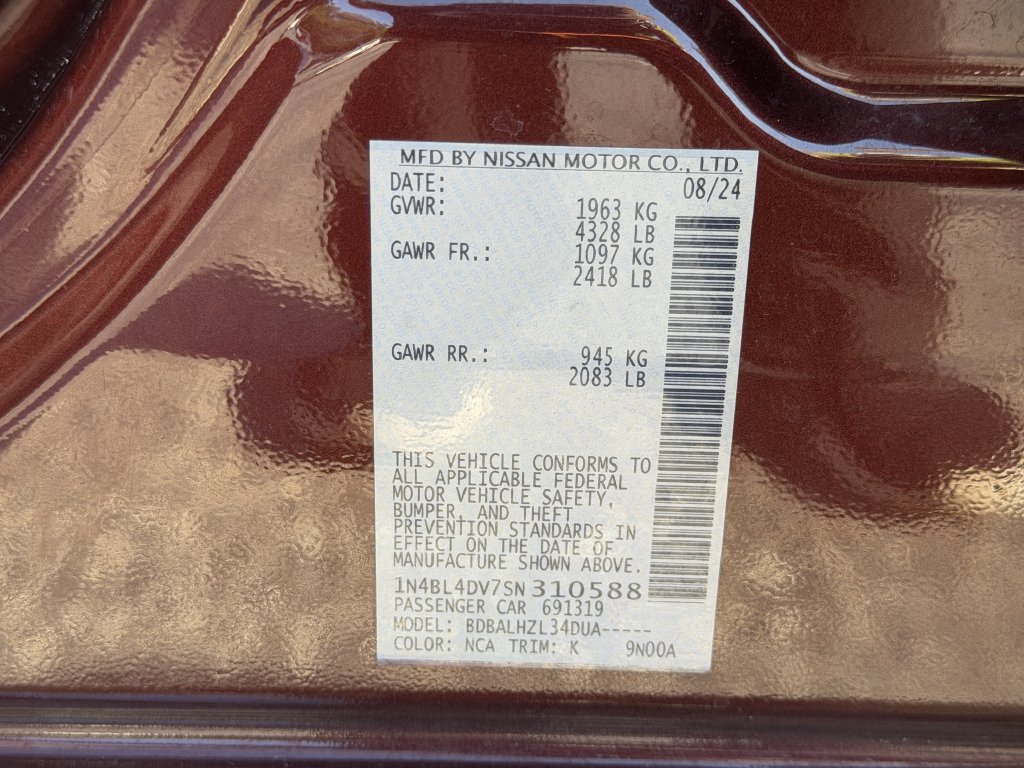 Used 2025 Nissan Altima 2.5 SV FWD image 29