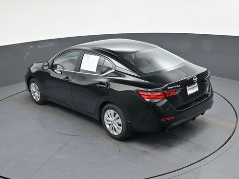 Certified 2025 Nissan Sentra S image 30