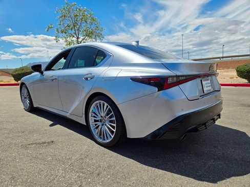 Used 2022 Lexus IS 300 w/ Premium Package RWD image 5
