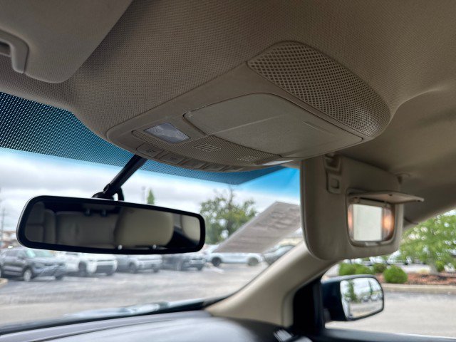 Used 2017 Ford Edge SEL w/ Equipment Group 201A FWD image 11