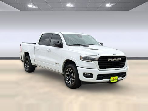 Used 2025 RAM 1500 Laramie w/ Sport Appearance Package AWD/4WD image 7
